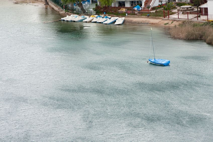 En estas playas manchas podrás practicar muchos deportes acuáticos